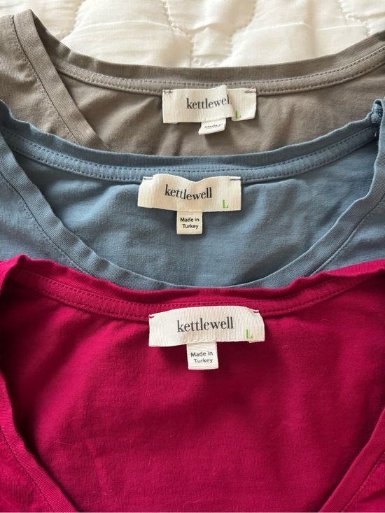 Kettlewell Tops - Kettlewell Women's Short Sleeve Tee Lot of 3